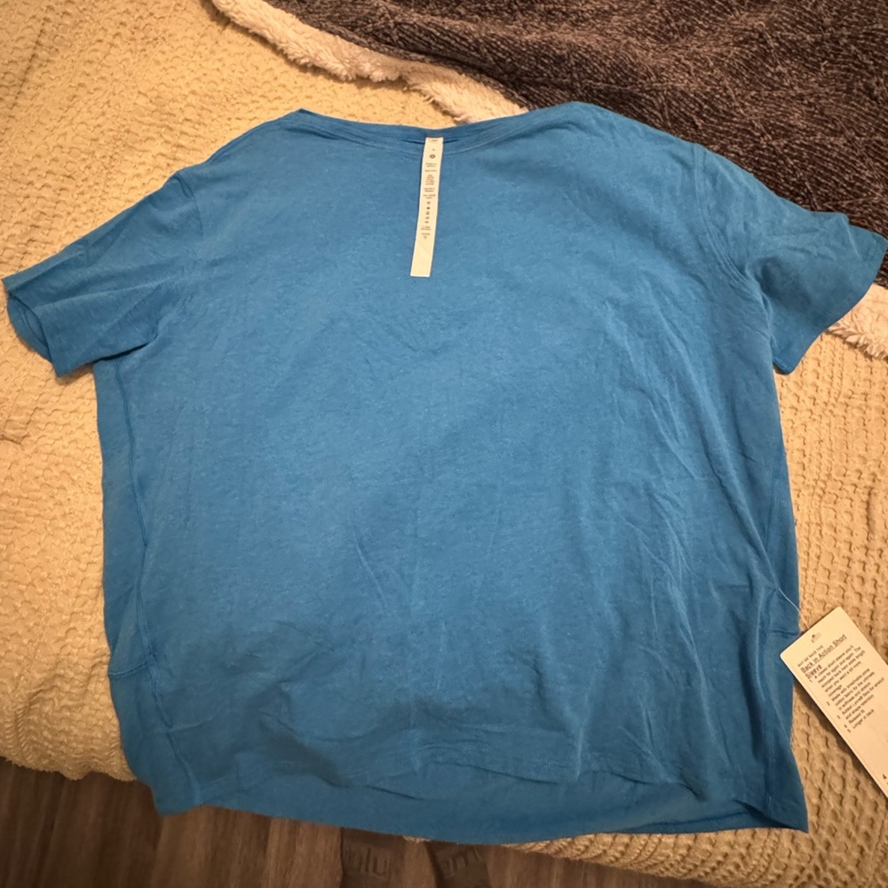 Lululemon Blue Short Sleeve Top (NWT)